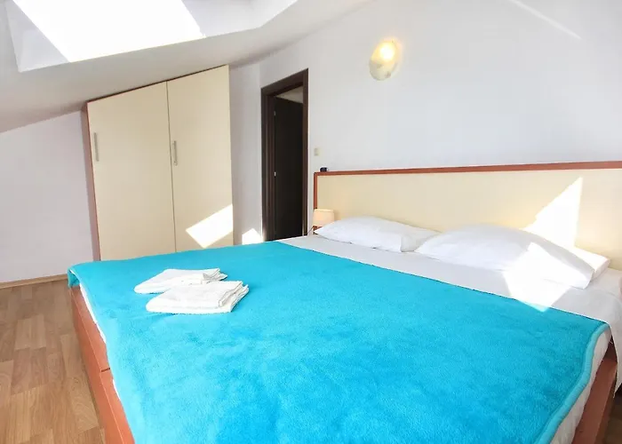 9324c アパート Vlašići