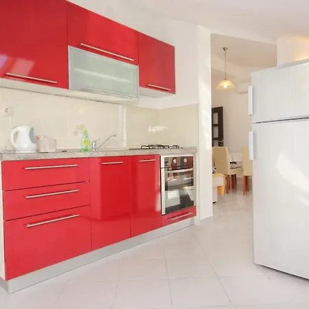 Apartment 9324c